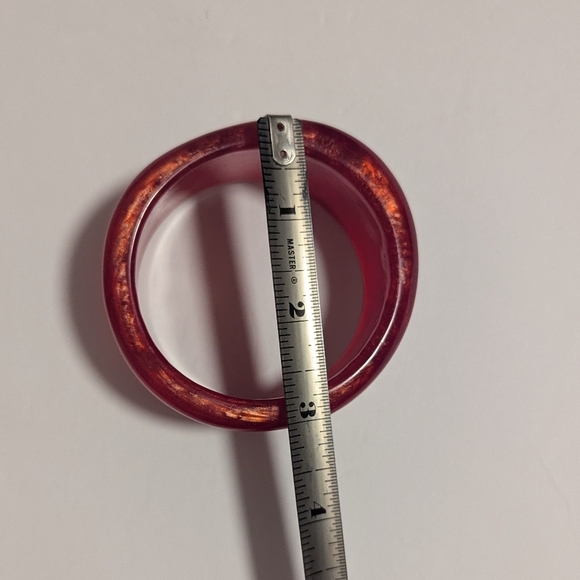 Vintage Bangle Bracelet Asymmetrical Lucite MCM Modernist Chunky Acrylic Boho - Picture 5 of 8